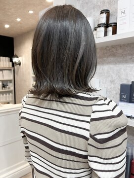 キャアリー(Caary) 福山市美容室Caary冬カラーブルーグレージュミディアムボブ