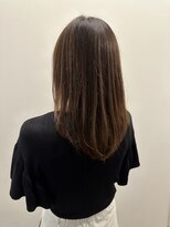 ゼンドットカラスマ(Zen.karasuma)&nbsp;大人ハイライト×白髪ぼかしカラー20代30代40代