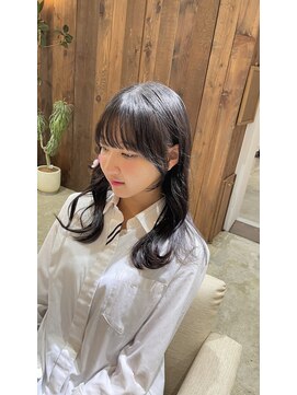 ルーシー 伊勢店(Lucy) 顔まわりカット