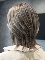 シェリール(CHERiR)&nbsp;似合わせ立体感ハイライト×ナチュラル大人可愛いウルフカット