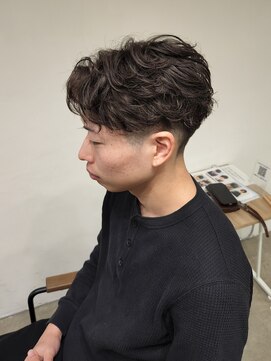 ニアウ 伊勢崎連取店(Niau) 刈り上げセンターパートシャドウパーマラルフパーマ