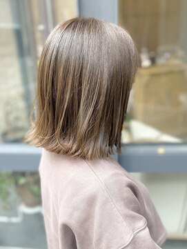 アシェット(assiette) 軽やかフォギーベージュ