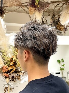 エスアイ(S.i) 束感ショート［五条駅/京都駅/七条駅/四条駅/烏丸駅］