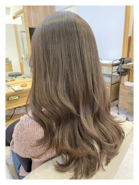 クシェル バイ リリア(kuschel by LILIA.) ぷるっとロング