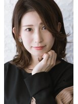 ノイン(noine)&nbsp;ミディアムヘアでスタイルチェンジ　2023年冬