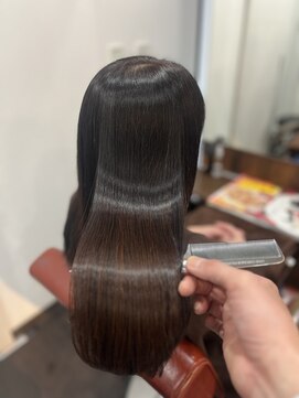 ウミトオト(umi to oto) うる艶ストレートロング