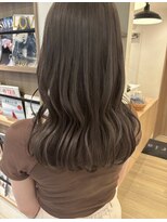 ユーフォリア 青山(Euphoria) 【きょうこ】大人可愛い抜け感ベージュ/赤み消し/小顔カット