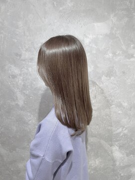 ノア(Noa) ベージュ