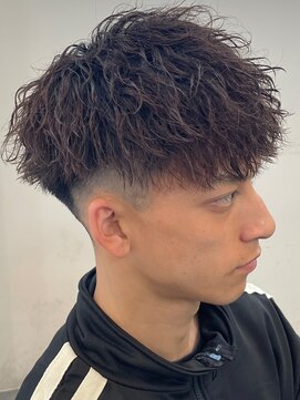 バース バイ ハピネス(BIRTH by happiness) 奈良men'sツイストスパイラルパーマフェードダウンバング