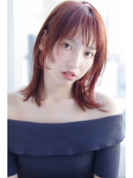 ヴィアーレ(VIALE) 外はねレイヤーカット