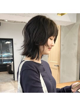 ローレン(LOREN) イメチェン/ホワイトブロンド/外ハネボブ/ワイドバング/栄名古屋