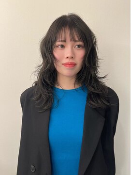 シーン(SCENE) [天神今泉/黒髪カタログ/クラゲヘアー/オリーブグレー]