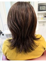 ユーアンドアイ(you & i) 毛量が多い方のレイヤーカット|明るい白髪染めアッシュベージュ