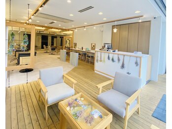 ete by LILIA.【エテバイリリア】