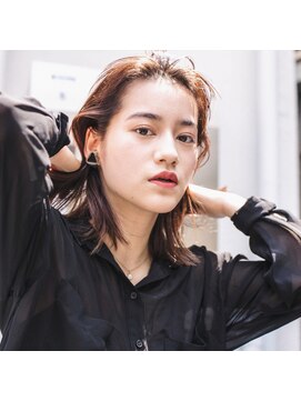 ミット バイ ツリー 吉祥寺(mit by tree) バイカラーレトロアップバングウルフロブ