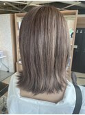 グレージュ