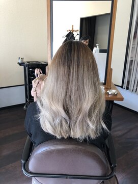 リピュア(Re:PURe) **ホワイト系シルバーグレージュエアタッチ**