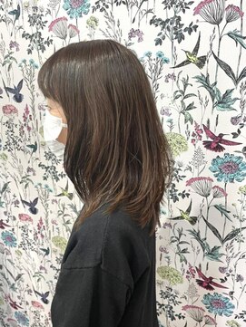 ユアーズ 四街道店(HAIR&NAIL YOURS) レイヤーカット 大人かわいい くびれセミディ