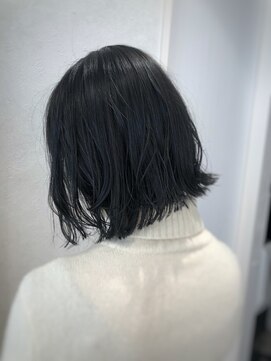 エクラートリアン 藤沢店(ECLART Lien) 黒染め無し♪ブルーブラック[藤沢/髪質改善]