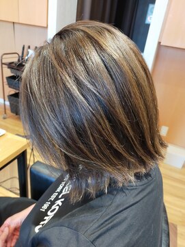 フレンズ 山鼻店(friend's) 白髪ぼかし白髪活かし脱白髪染め髪質改善ハイライト