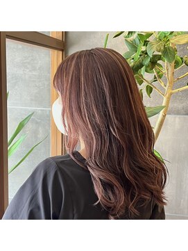 美容室 アイディー i-dee ピンクハイライト