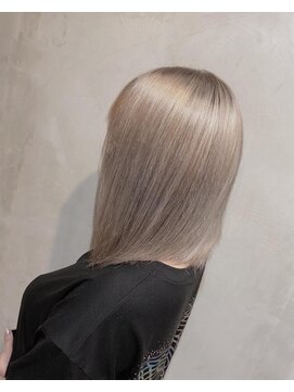 ルフレ 新宿本店1st(Reflet) ミルクティーベージュ