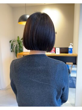 ビアノバ(via nova) あご下ストレートボブ