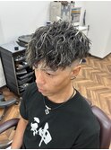 韓国マッシュスペインカールスパイキーショート〈理容室〉西川口