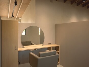 マトウ(matou.)の写真/大人女性の髪の悩みに寄り添い、理想の髪色を実現◇髪を傷めず、艶と透明感あふれる仕上がりに