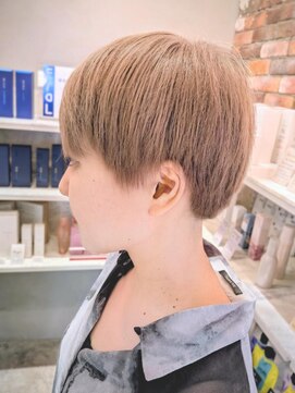 ビューティーマーケット アングゥ(BEAUTY MARKET ungu) ミルクティーカラー
