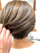 色落ちした後のカラーも理解してカラーの選定を行っている。