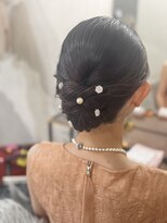 ロンド(Rond) 主張し過ぎない美シルエットシニヨン