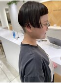 刈り上げショートボブ