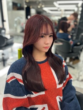 バレット 福岡天神(VALETTE) ロングでもくびれのあるスタイルに