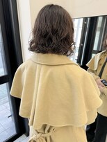 チーカ(chica)&nbsp;伸ばし中におすすめの、ナチュラルボブパーマ　