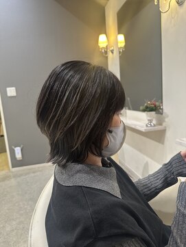 ヴィラ 川西店(Villa) 小顔ショートウルフ×透明感グレージュ◎20代30代40代