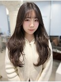 小顔ロングレイヤーカットハッシュカット