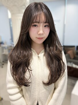 エアー 青山(AIR) 小顔ロングレイヤーカットハッシュカット