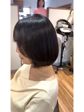 エスト(est.) ゆるふわ内巻きボブ　20代30代40代50代