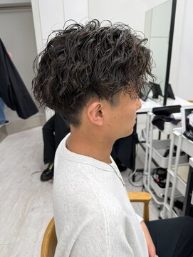 ビューナゴヤ 名駅(VIEW NAGOYA) メンズ/ハイライト/波巻きパーマ/サーフカール/メンズパーマ