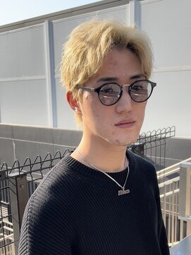 メゾンフォーメン(Maison for men) ブロンドセンターショート