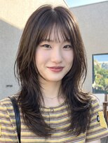 トップヘアーヒルズ 安城(TOP HAIR HILLS)&nbsp;安城顔まわりレイヤーハッシュカットウルフオリーブベージュ30代