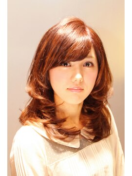 ベース(BASE) 大人フェミニン