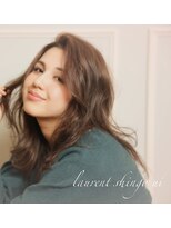 ローラント(Laurent)&nbsp;８トーン暗髪ブルーオリーブ