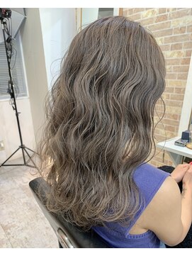 ペアル(PEAAL) アディクシー　外国人風　グレー ラベンダーグレー ハイライト