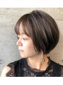 ショートボブ　アッシュブラウン