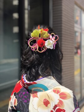 1+ アンプリュス(Unplus) ルーズハーフアップ