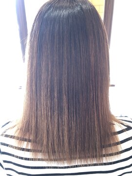 シャンティーク(shanteek) ミディアムストレート