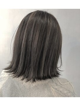 アルジャーノン コックス(ALGERNON COX) 切りっぱなしボブ