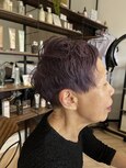 エレガントと品を纏う、シンプルなベリーショートスタイル
